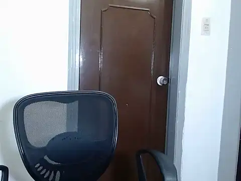 Онлайн чат XXX Emacollins_