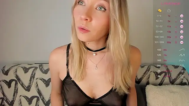 DanaCandy's Webcam Show