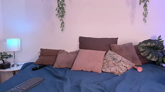 MiaNyxara_dh's Live XXX Chat