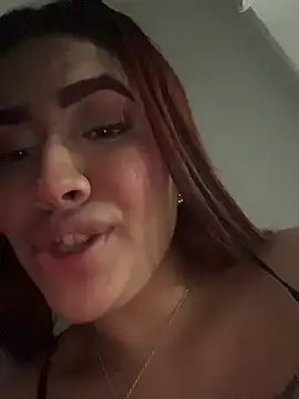 Chat +18 de Saoryy__ ao vivo