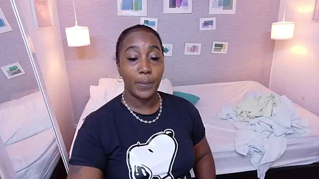 kiara_evanss' Live XXX Chat