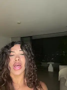 Chat +18 de Brunettexio ao vivo