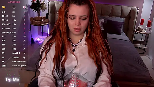 Chat +18 de Miss_Maya_Mils ao vivo