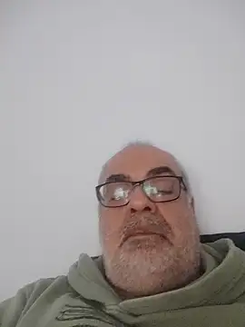 Satiro_Sevilla's Live XXX Chat