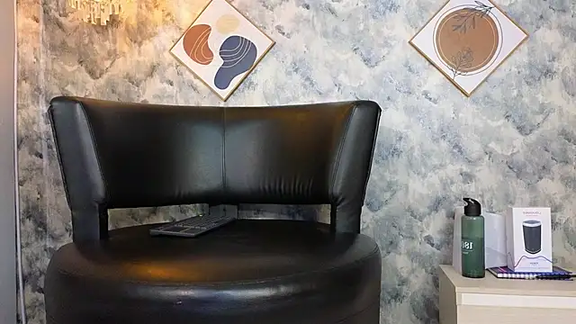 Apolo_rousse1's Live XXX Chat