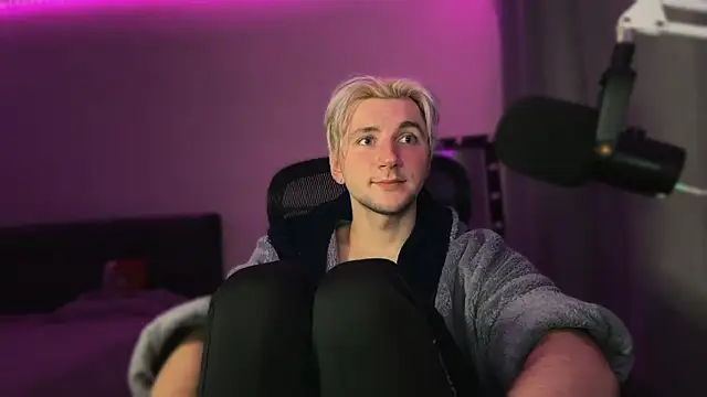 Elvin_Vaenight – webcam-show