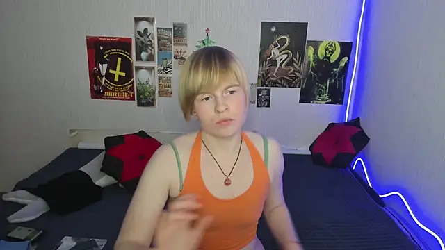 Cattie_w_'s Live XXX Chat