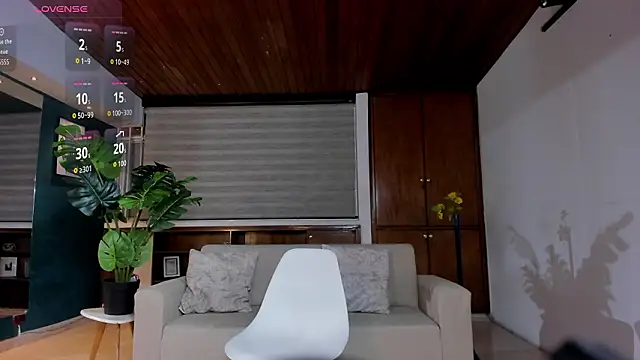 Chat +18 de VenusCooper ao vivo