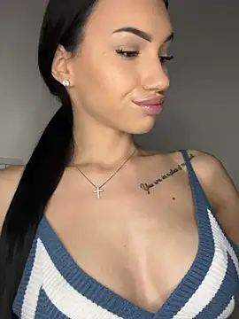 ilariea_girl's Live XXX Chat