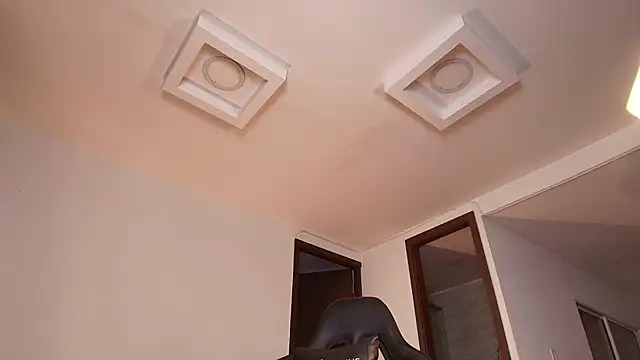 Chat +18 de ViolettaAllente ao vivo