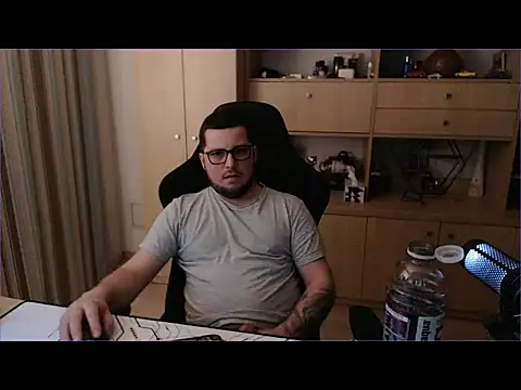 kevinnlovelly – Naživo XXX chat