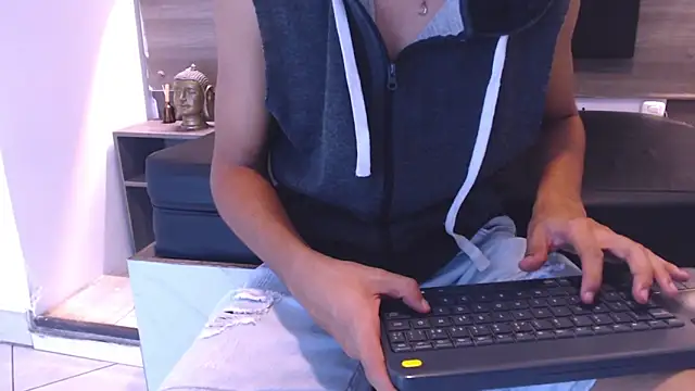 XXX chat uživo modela Joseph_Gonzalez