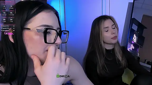 XXX chat uživo modela lole_ti