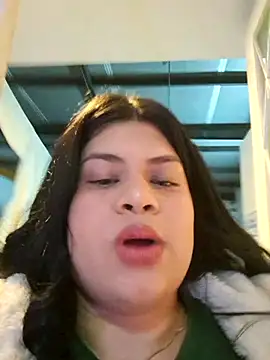 adhara-walk Live XXX-chat