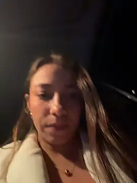 Chat XXX en directo de Hall_16