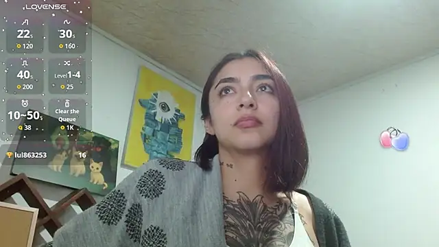 Chat +18 de ZoeBakers_ ao vivo