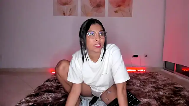 Chat +18 de AnneteLynch ao vivo