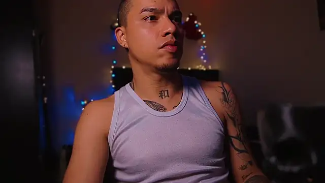 AlphaMasterXxx Live XXX Chat