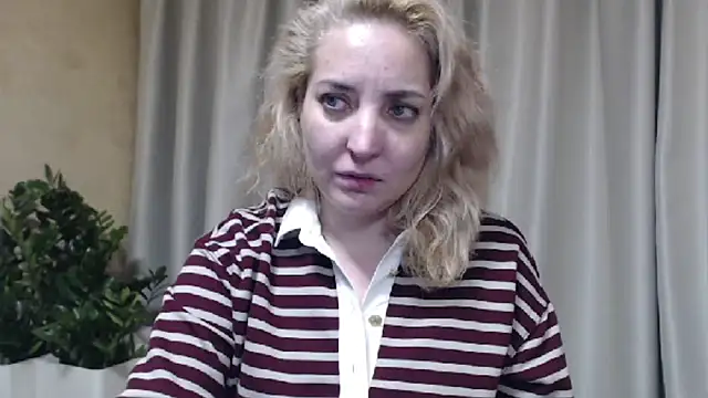 sweetpussy's Webcam Show