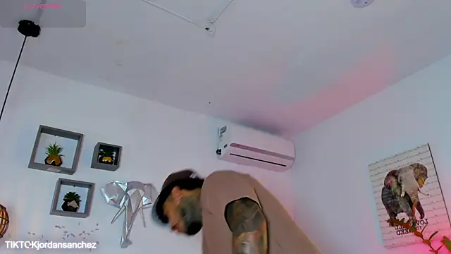 JordanSmiith_ live XXX chat