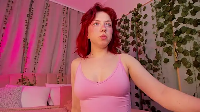 Love_is_Lola's Live XXX Chat