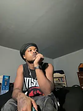 MIGHTYDEMONXXX Adlı Modelin Canlı XXX Sohbeti