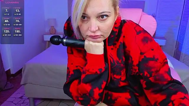 Show modela Milena_candyy na web-kameri