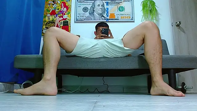 boss_of_cash Adlı Modelin Canlı XXX Sohbeti