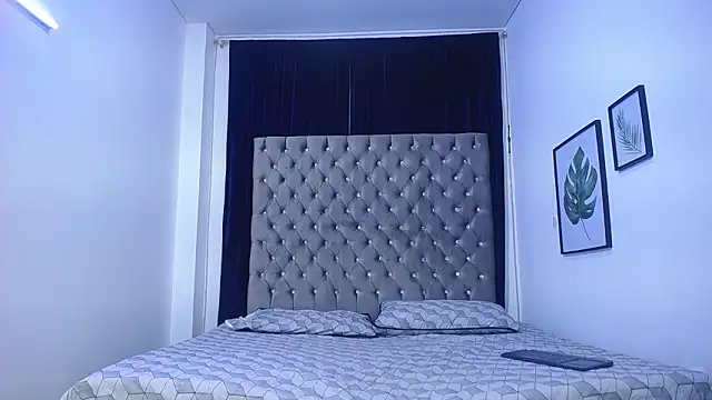 Chat +18 de lilith_sm1th ao vivo