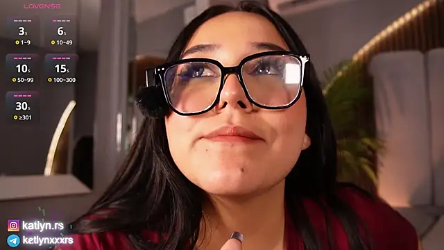 KatlynRous' Live XXX Chat