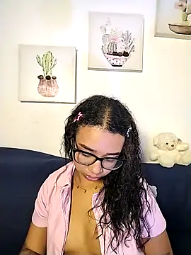 Chat XXX en directo de Suzanelee1