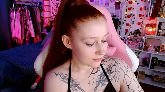 دردشة Ayla_Hicks الجنسية المباشرة