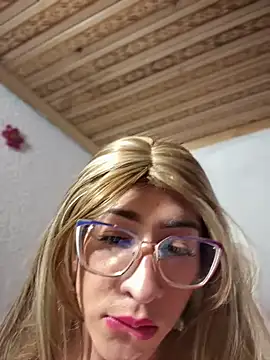 Chat +18 de NICOLLE__12 ao vivo