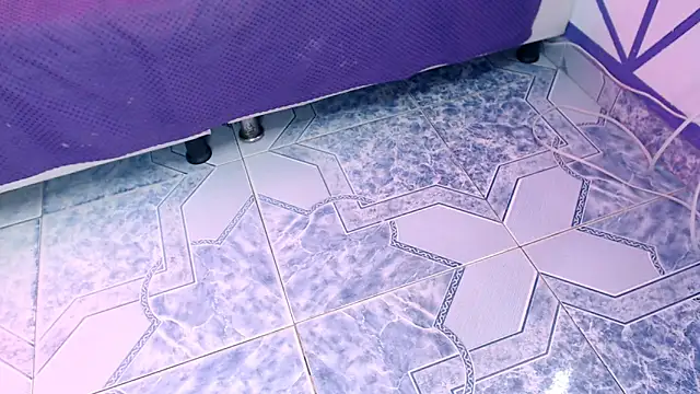 linda_rous19's Live XXX Chat