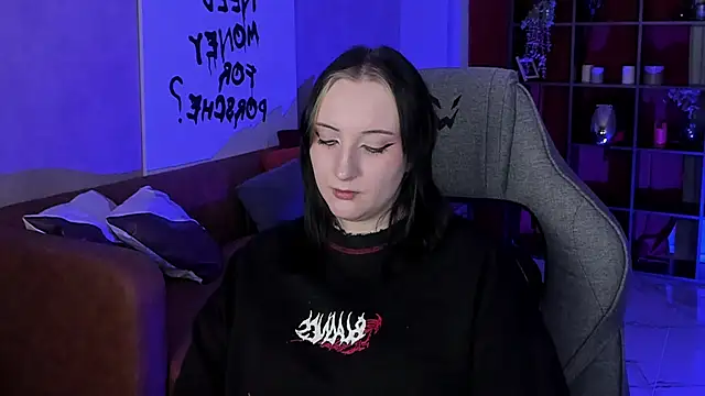 دردشة AsheLucker الجنسية المباشرة