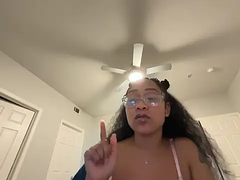 Chat +18 de RylReese ao vivo