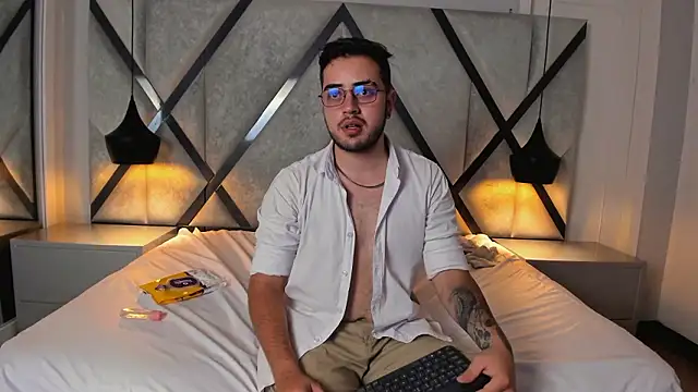 Ethan_GreysのライブXXXチャット