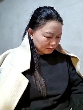 yoowwmr 在線直播表演