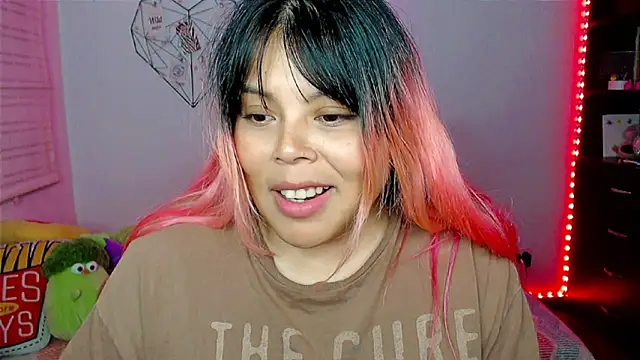 EllieMoonX's Live XXX Chat