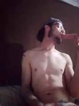 Show modela Santiyi12 na web-kameri