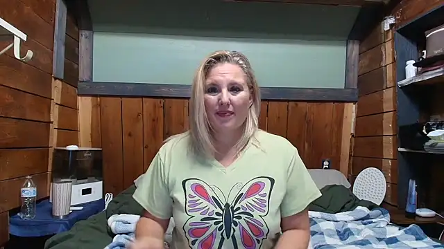 lisaxlovexxx Adlı Modelin Canlı XXX Sohbeti