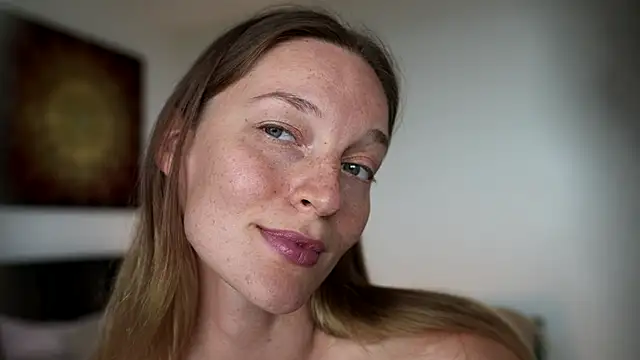 Special___ Adlı Modelin Canlı XXX Sohbeti