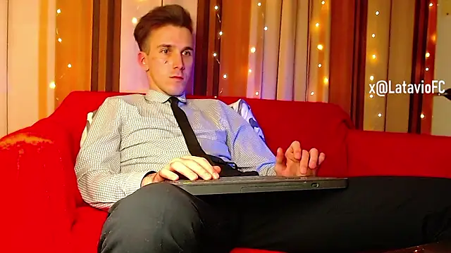 Midnighter_ – Naživo XXX chat