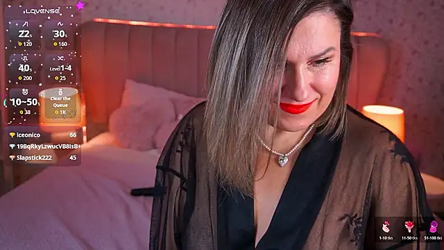 KiraRoxxn Live XXX chat