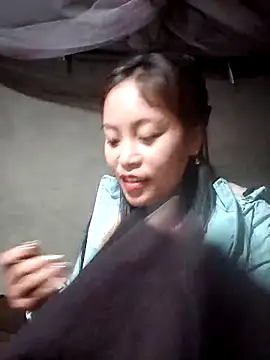 Alice-567's Live XXX Chat