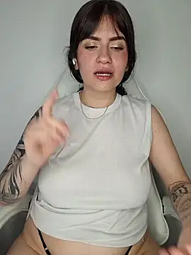 Онлайн чат XXX kuritto_