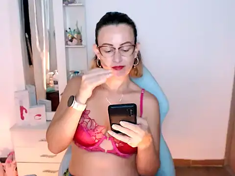 Онлайн чат XXX BOREAL_MOON