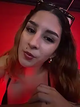 Mon_Cherryn Live XXX chat