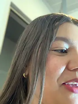 XXX chat uživo modela Michellesexxy