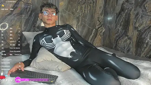 Онлайн чат XXX Daviid_laidd